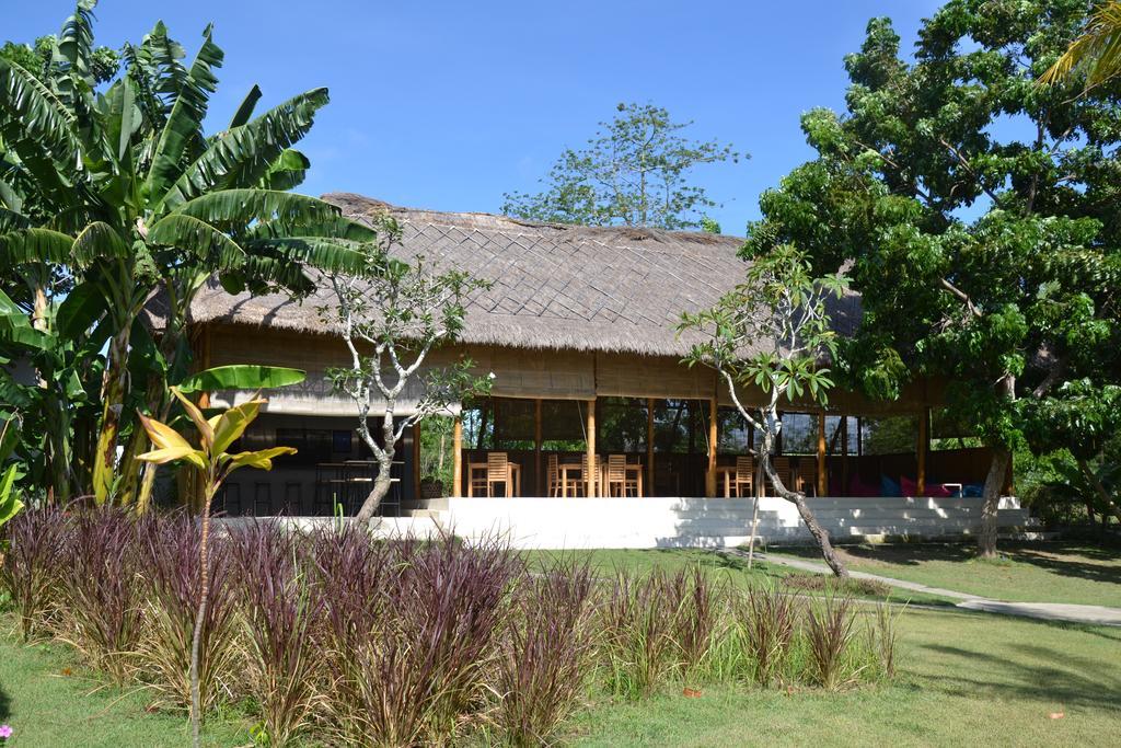Ekas Breaks Hotel Exterior photo
